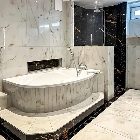 Ours Living Larmkogel - Inkl Sauna Appartement *