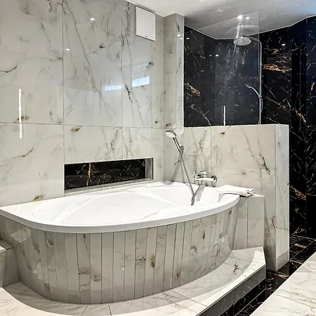 Ours Living Larmkogel - Inkl Sauna * Hollersbach im Pinzgau